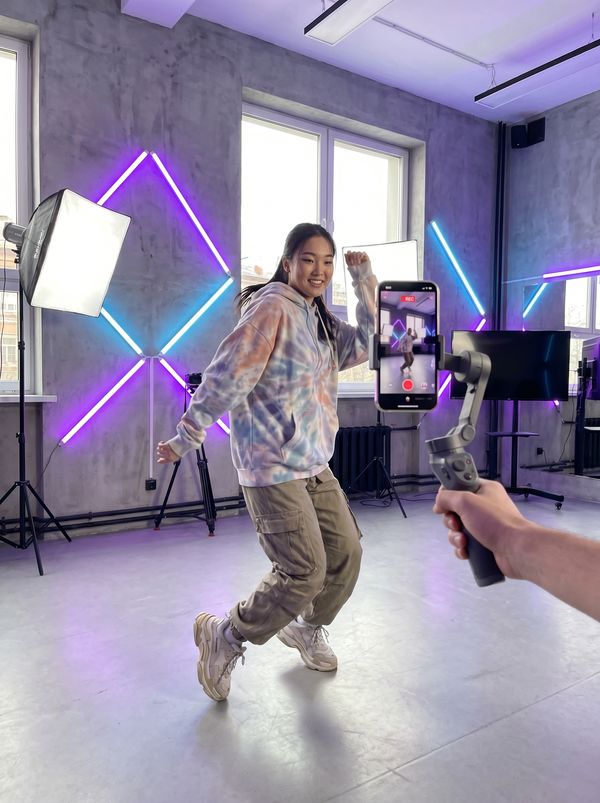 今日看料短视频-潮流舞蹈挑战